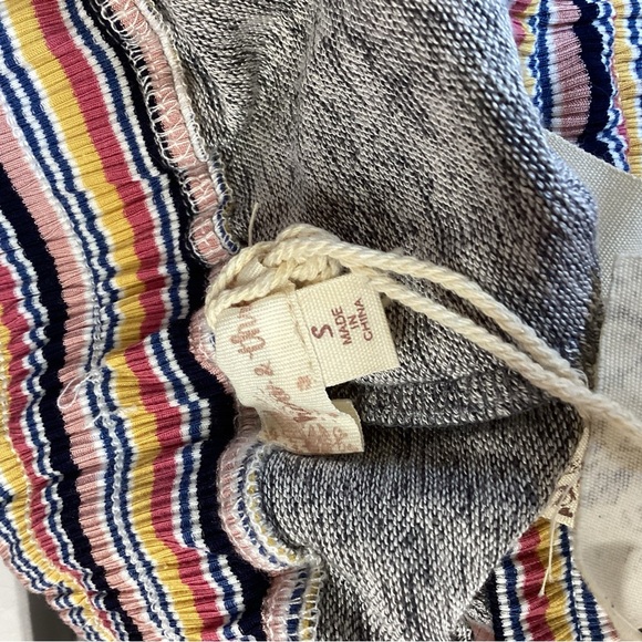 HEM & THREADS NEW SUPER SOFT GRAY SWEATSHIRT & JOGGERS W STRIPE ACCENT SM 1262 - Picture 8 of 9